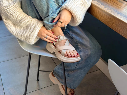 Chacos Cushform Platform Sandal
