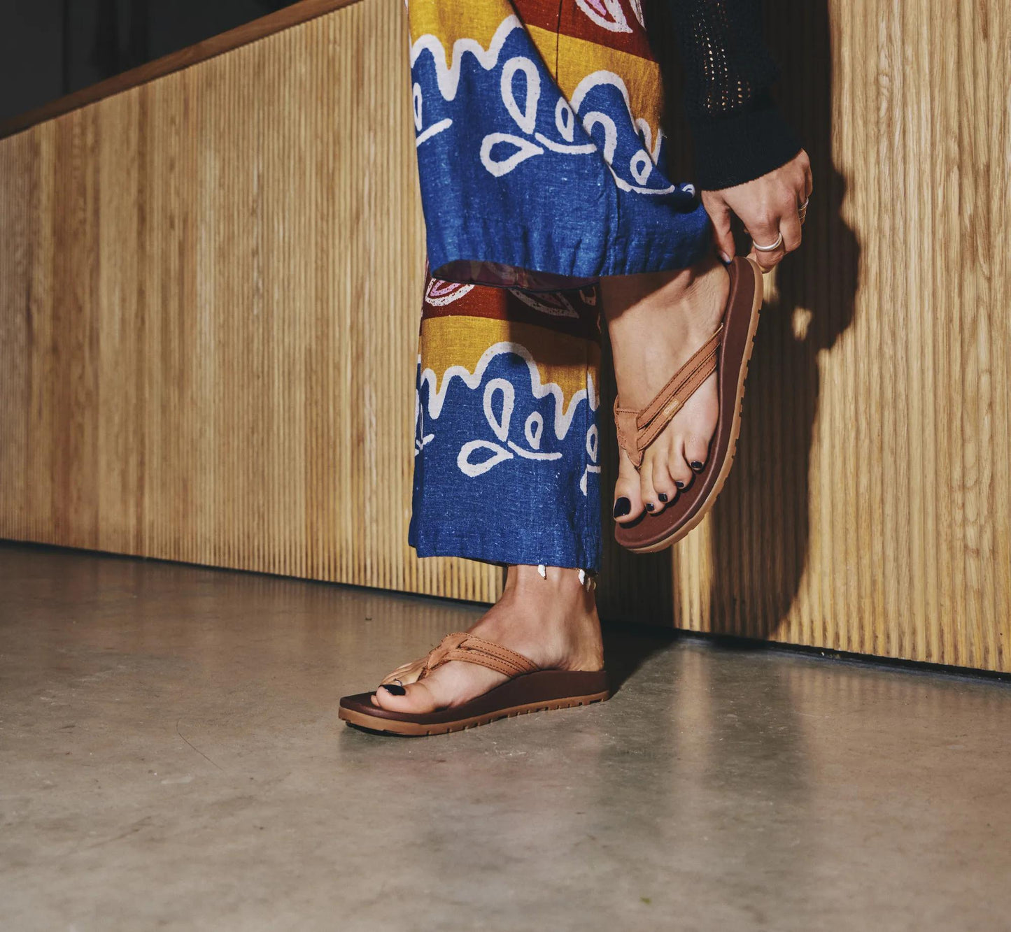 Chacos Lowdown Leather Flip Flop Sandals